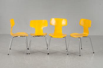 STOLAR, 4 st, modell 3103. Arne Jacobsen, Fritz Hansen. Danmark. 1981.