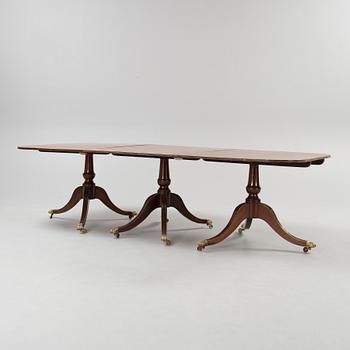 MATSALSBORD, 3 delar (+ 2 iläggsskivor), England, 1900-tal.