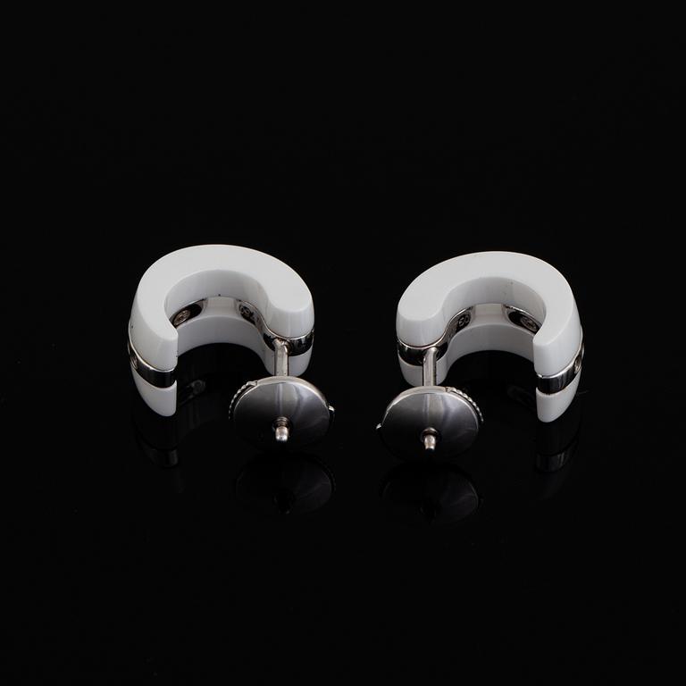 A pair of Chanel "Ultra" 18K white gold and ceramics.