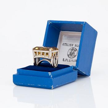 RING med gul beryll ca 30.00ct, Erik Flemming, Atelier Borgila 1969.