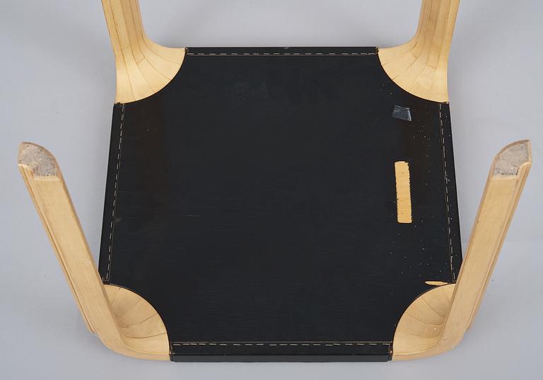 Alvar Aalto, STOOL.