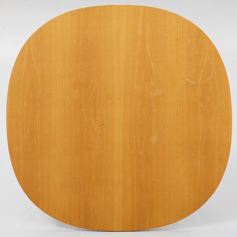 Bruno Mathsson & Piet Hein, bord, "Supercirkel", Bruno Mathsson International, Värmnamo.