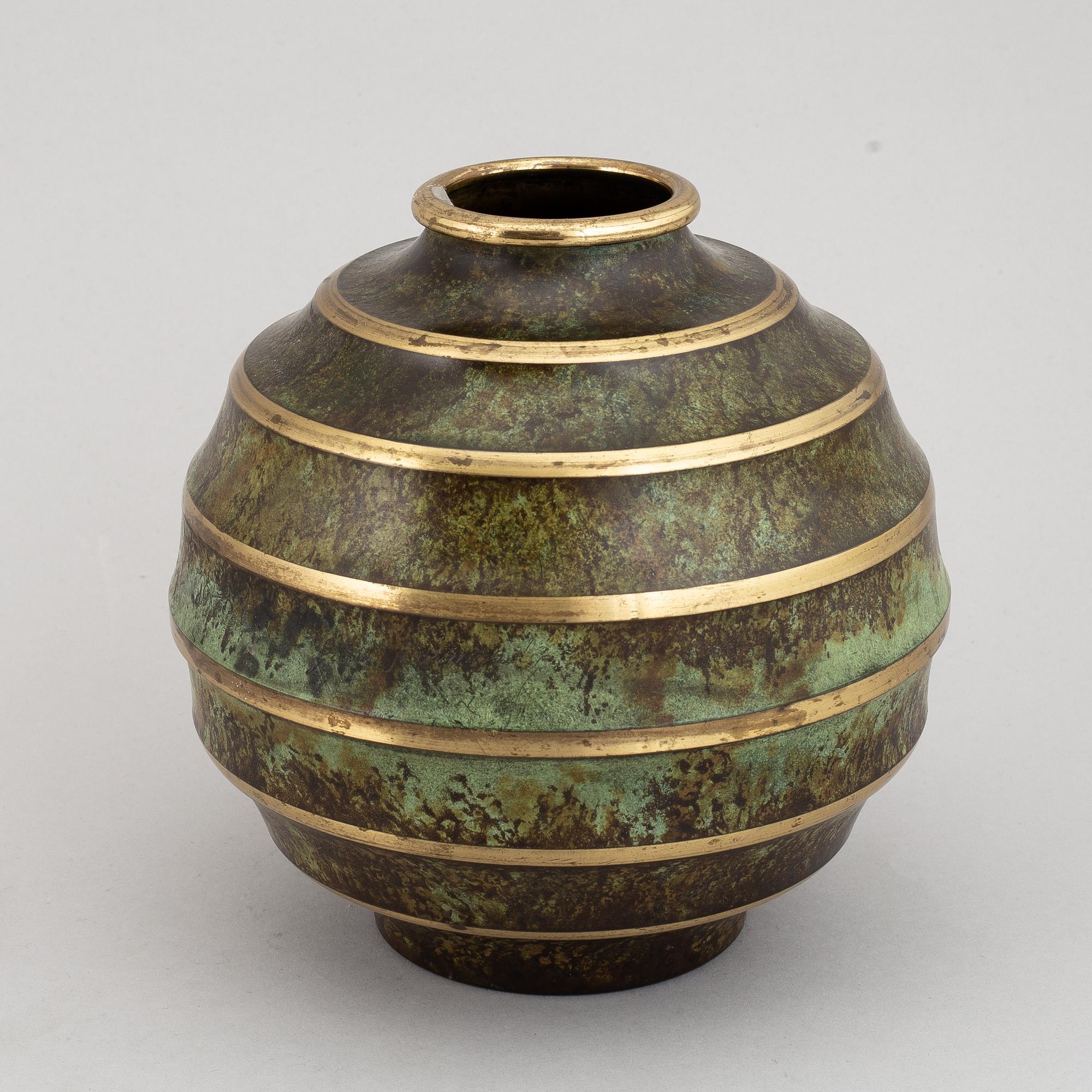A bronze Art Deco vase, Svenska Metallverken, 1920's/30's.