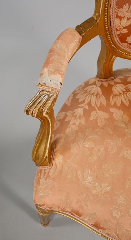 KARMSTOLAR, ett par, gustaviansk stil, tidigt 1900-tal.