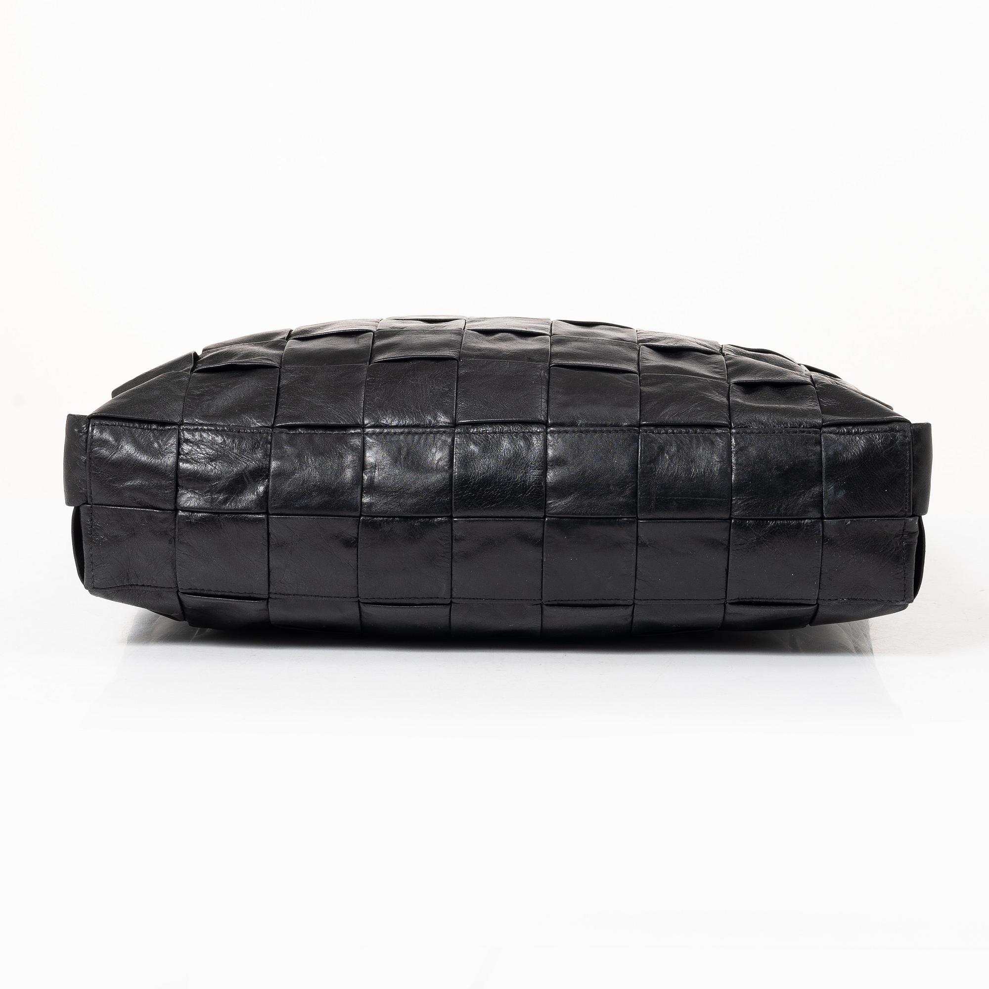 Bottega Veneta, bag "Maxi Intrecciato Cassette Tote".