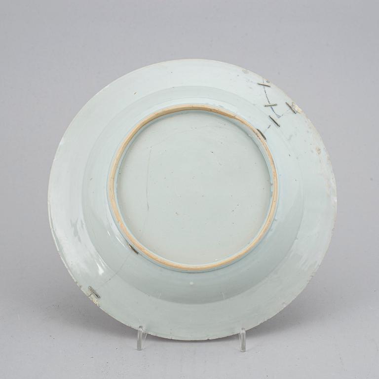 Four imari export plates, Qing dynasty, Qianlong (1736-95).