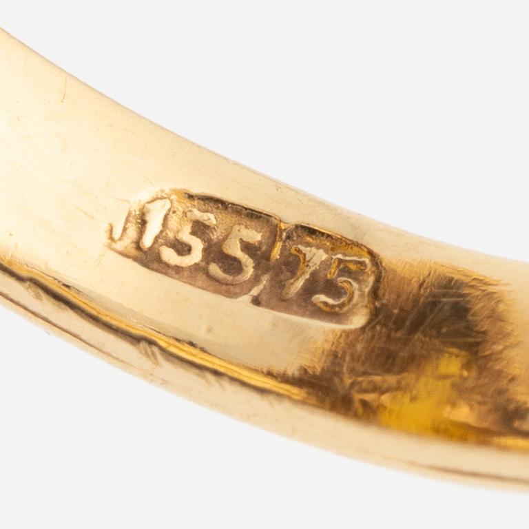 Ring,  18K guld med navetteformad citrin.