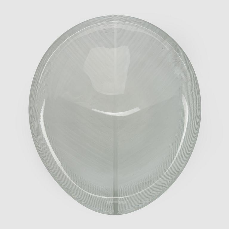 Tapio Wirkkala, A glass bowl "Lehti" (Leaf), signed Tapio Wirkkala Iittala -55.