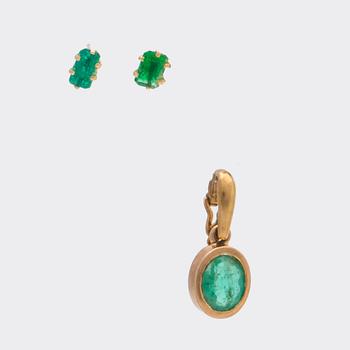 Örhängen 14K och hänge 18K guld och smaragder.