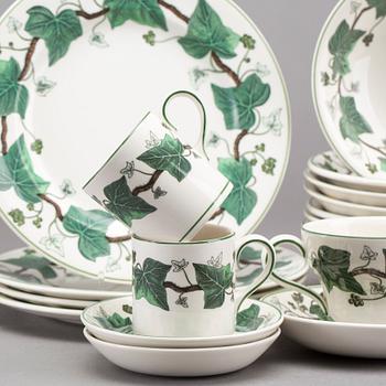 SERVISDELAR, 15 delar, porslin, "Napoleon Ivy", Wedgwood.