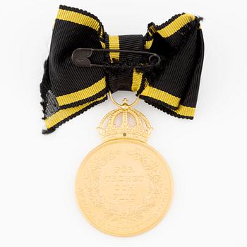 Medalj, guld, "För trohet och flit", Kongl. Sällskapet Pro Patria, Gustaf VI Adolf, 1956.