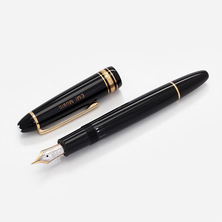 Montblanc, a Meisterstück fountain pen.