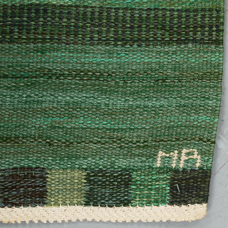 Marianne Richter, matta, "Fasad, grön II", rölakan, ca 240-241,5 x 187-189,5 cm, signerad AB MMF MR.