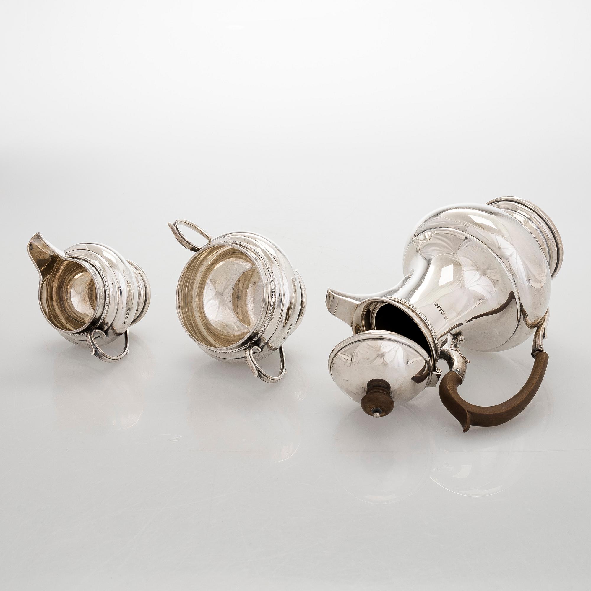 Kaffeservis, 3 delar, sterlingsilver, James Deakin & Sons, Sheffield 1931.