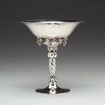 Georg Jensen, A Georg Jensen sterling bowl, Copenhagen 1925-32, design nr 264 A.