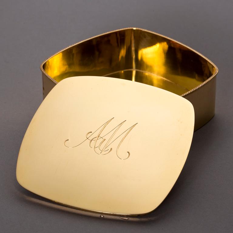 ASK med LOCK, 18K guld, S.A. Gillgren GAB, Stockholm 1965 vikt ca 220 g.