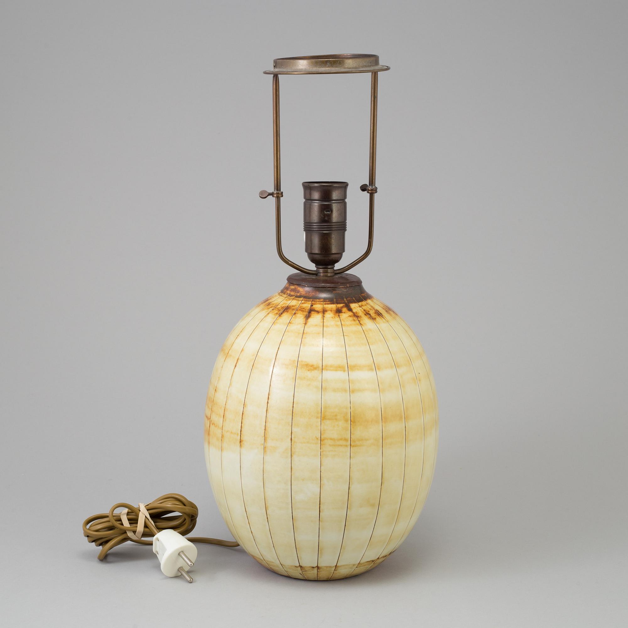 A Gertrud Lönegren stoneware table light from Rörstrand. - Bukowskis