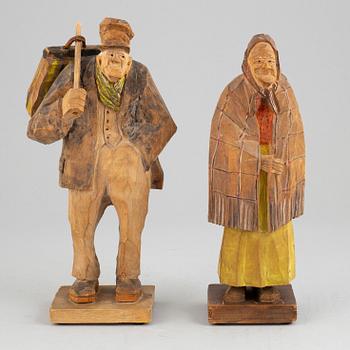 Emil Janel, sculptures. A pair. Signed. Wood, height 26 cm and 24.5 cm.