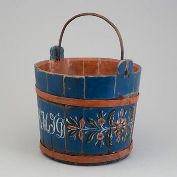 A Swedish 19th century folk art bucket from Hälsingland.