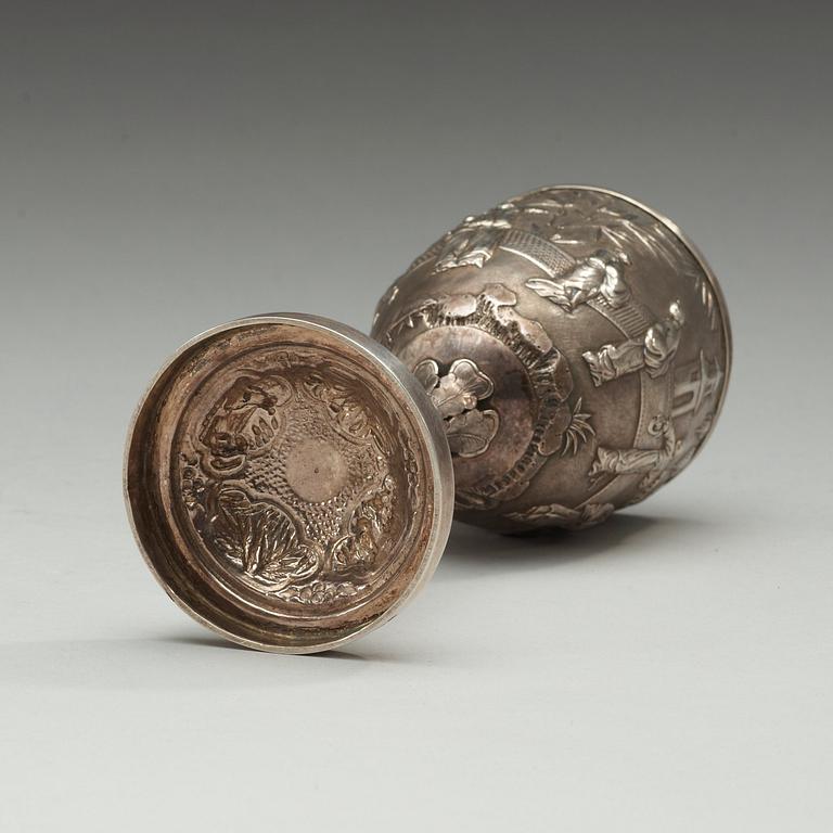 KALK, silver.  Bär stämplar, troligen Wing Chung, Hong Kong, 1800-tal.