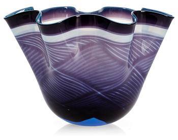 1014. A Gunnar Cyrén graal glass vase, Orrefors 1992.