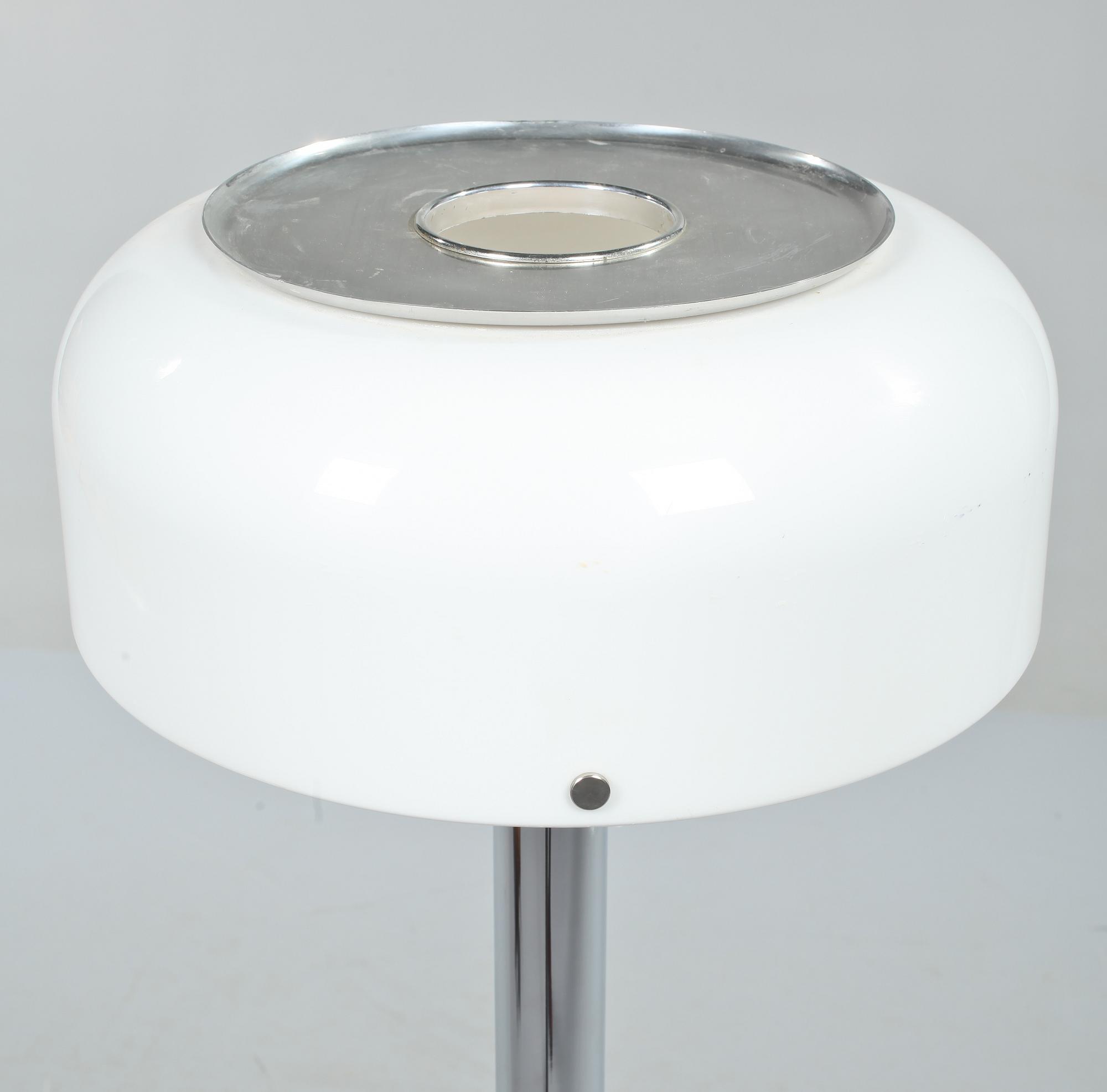 GOLVLAMPA, "Knubbling", Anders Pehrson, Ateljé Lyktan, Åhus, 1900-talets andra hälft.