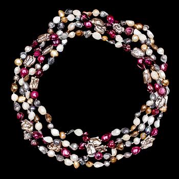 COLLIER, 2 st, odlade sötvattenspärlor.