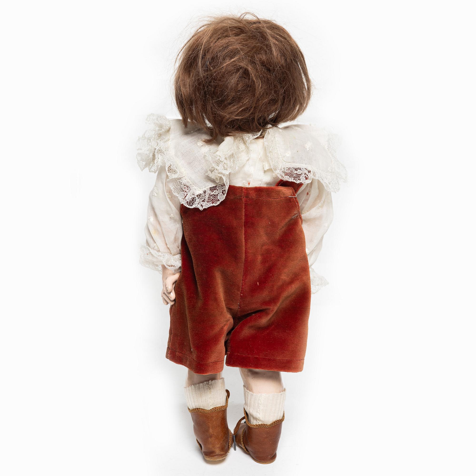 Doll, S.F.B.J 236, Paris 1910s.