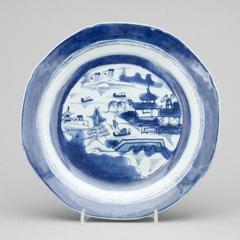 PARTI TALLRIKAR, 8 st, porslin, Kina, mestadels 1800-tal.