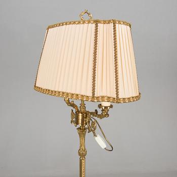 GOLVLAMPA, empirestil, 1900-tal.
