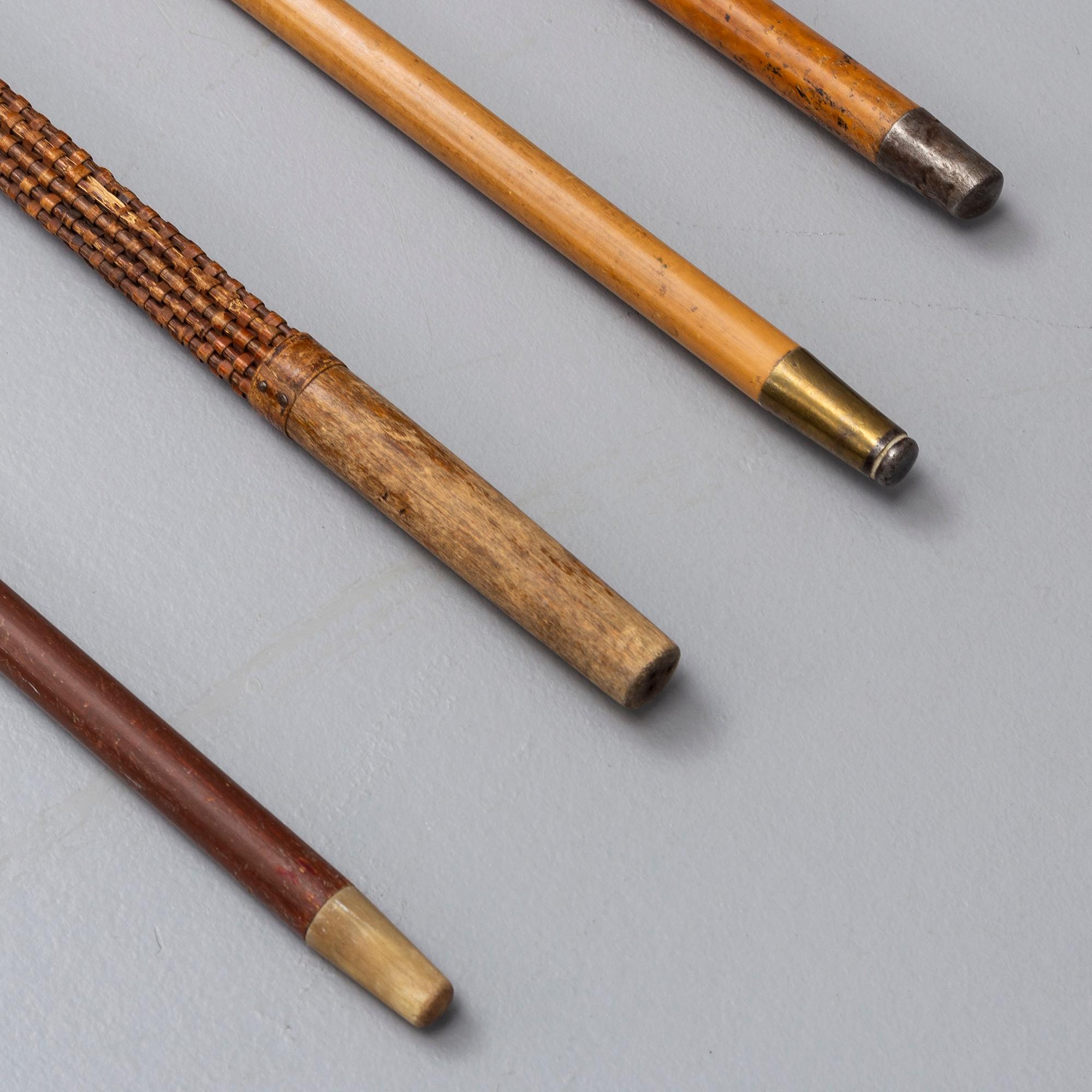 KÄPPAR 4 stycken, mestadels 1800-tal.