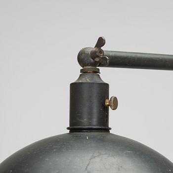 Paavo Tynell, golvlampa / ateljélampa, beställningsarbete, Taito 1933.