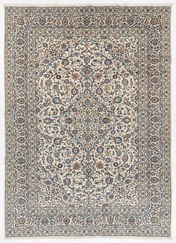 A Kashan carpet, Central Iran, c. 405 x 297 cm.