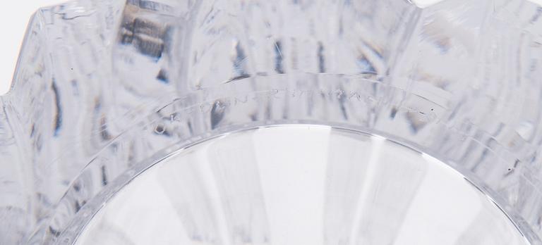 VAS, glas, signerad Aimo Okkolin, Riihimäen Lasi Oy.
