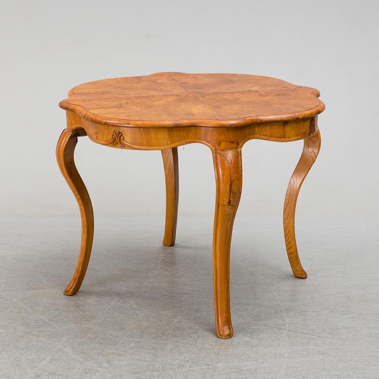 An early 20th century table.