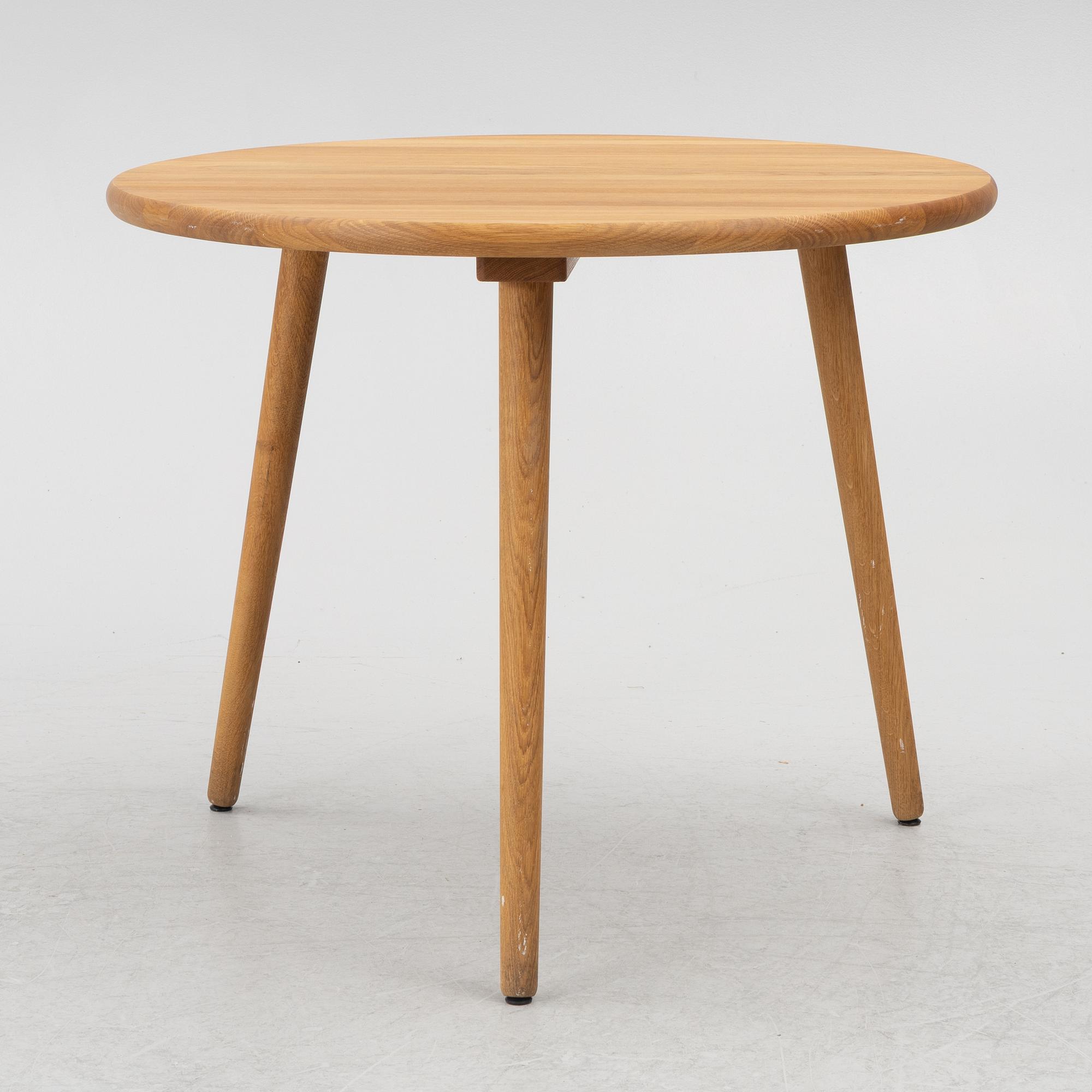 Jonas Lindvall, matbord, "Miss Tailor", Stolab. 2021.