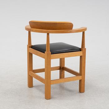 Torbjörn Ahlström, an oak chair.