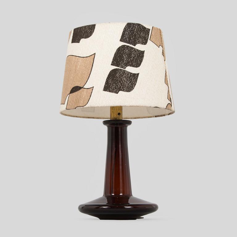 Heikki Turunen, Bordslampa, signerad Heikki Turunen, Stockmann Orno / Iittala, 1970-tal.