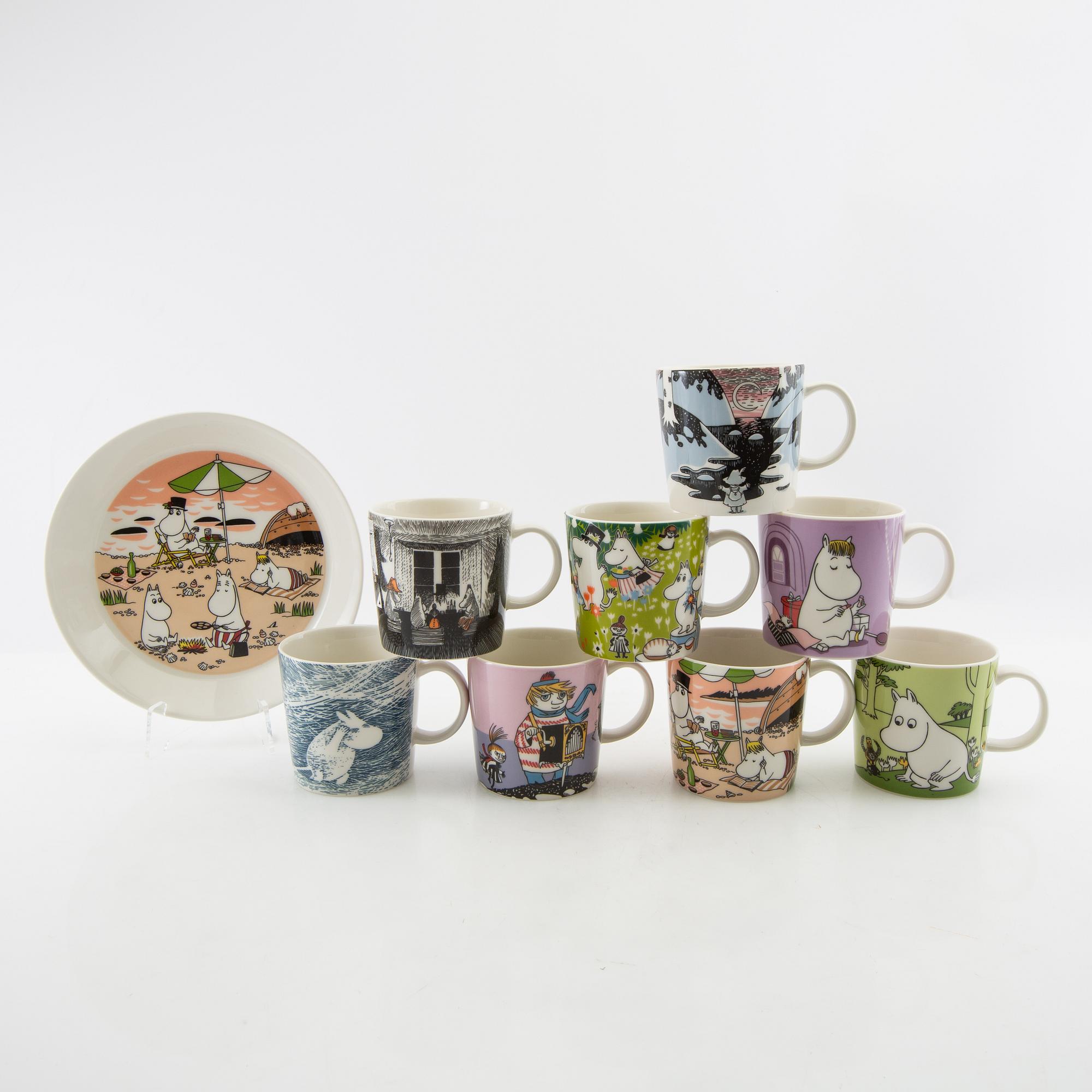 Mugs 8 pcs and 1 plate Moomin characters/ Mumin Arabia Finland.