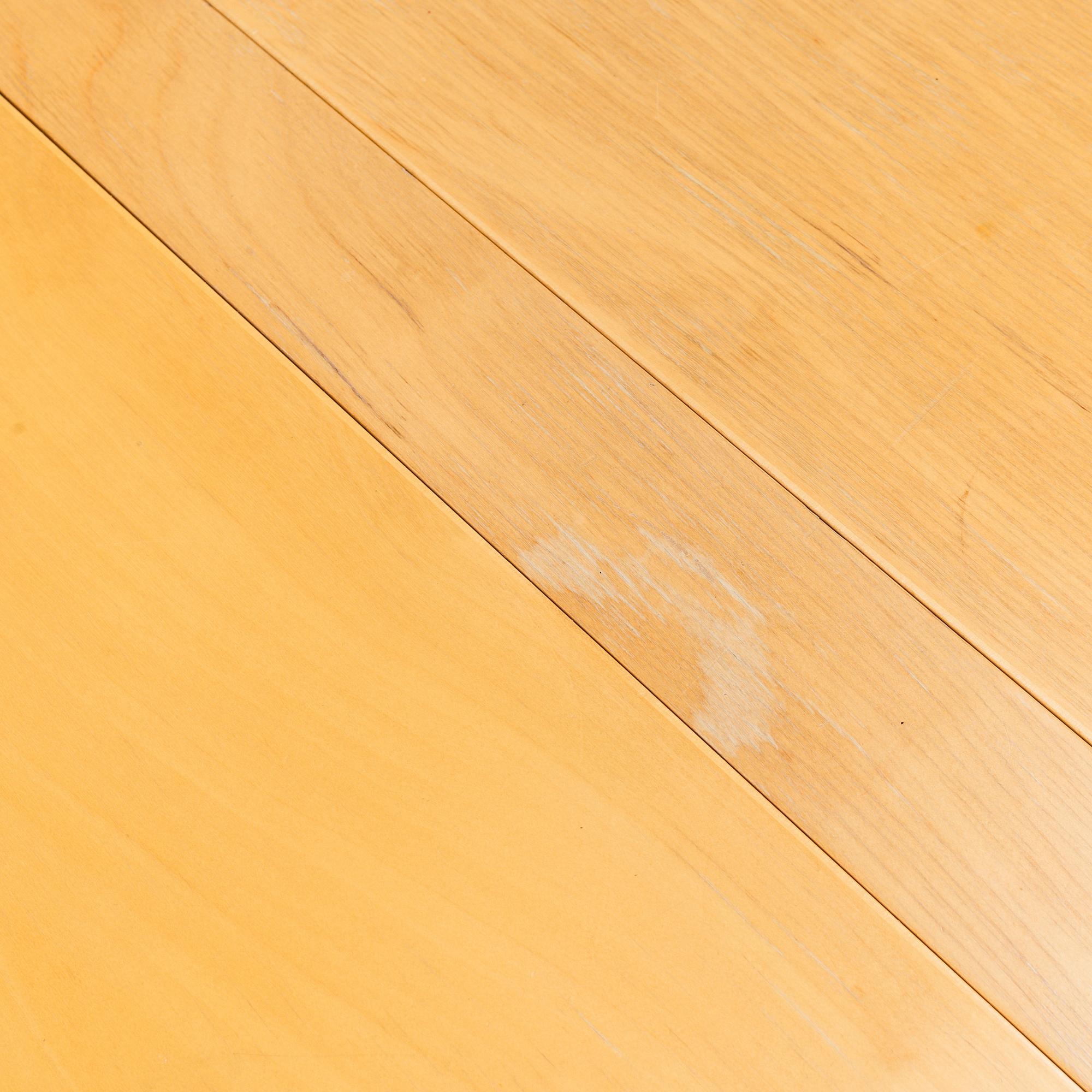 A second half of the 20th Century 'Maria Flap' table by Bruno Mathsson, Bruno Mathson International, Värnamo.