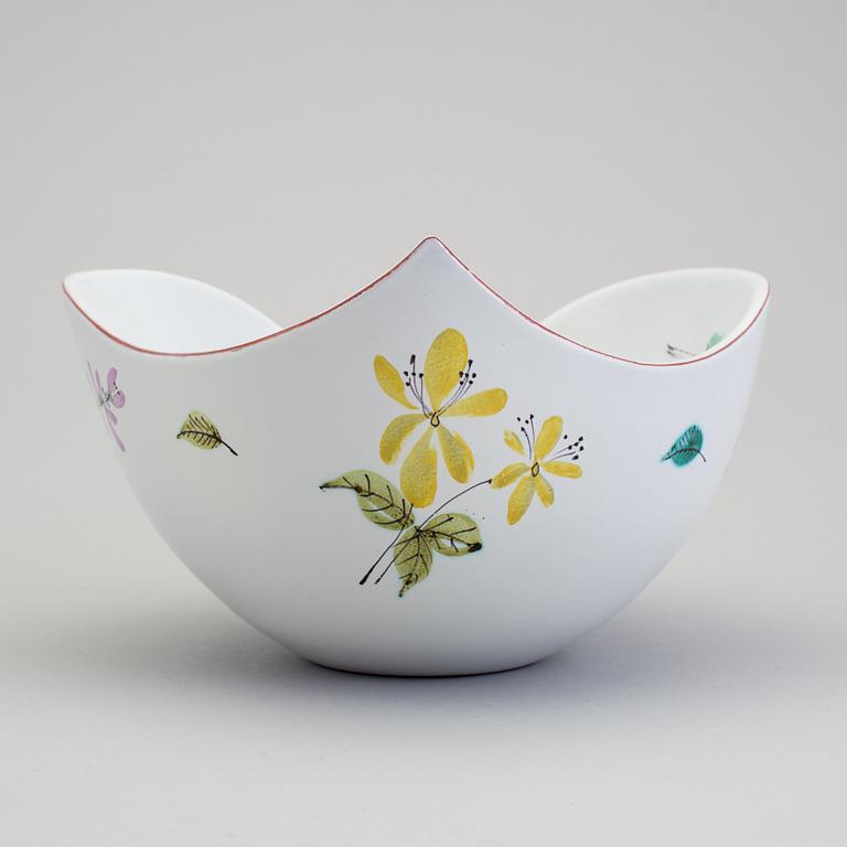 STIG LINDBERG, a faience bowl, Gustavsberg 1940s.