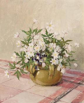 531. Olle Hjortzberg, Still life with wood anemones and heartsease.