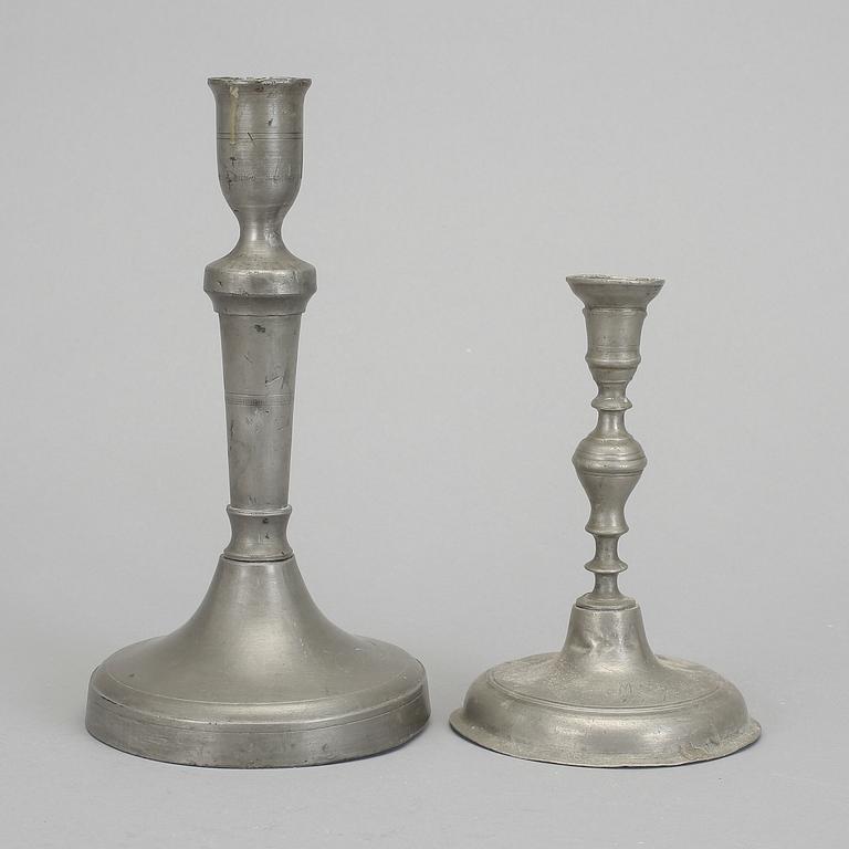 LJUSSTAKAR, 2 st, tenn, 1700/1800-tal.