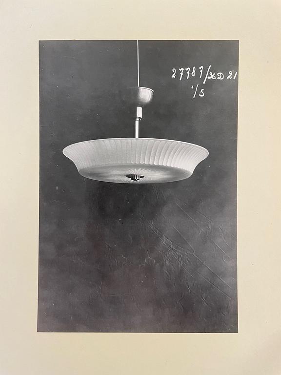 Edward Hald, & Erik Tidstrand, a ceiling lamp, Orrefors & Nordiska Kompaniet, 1920s-30s.