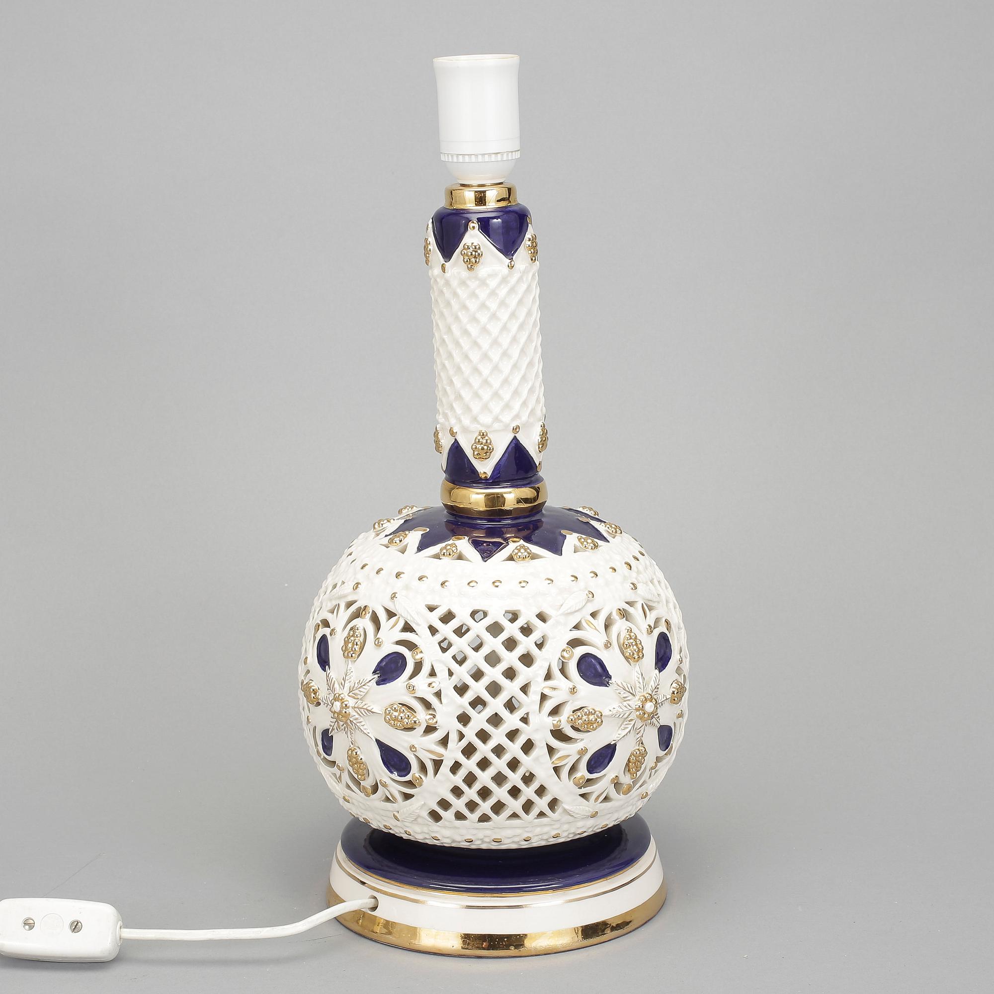 BORDSLAMPA, keramik, Italien, 1900-talets tredje kvartal.