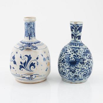 Bottle and jug, fajance, Holland/Germany, 1700's.