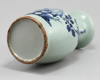 VAS, porslin, Kina, 1800/1900-tal.