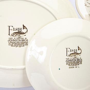 A Johnson Bros "Fish" 8 pcs dinner service.