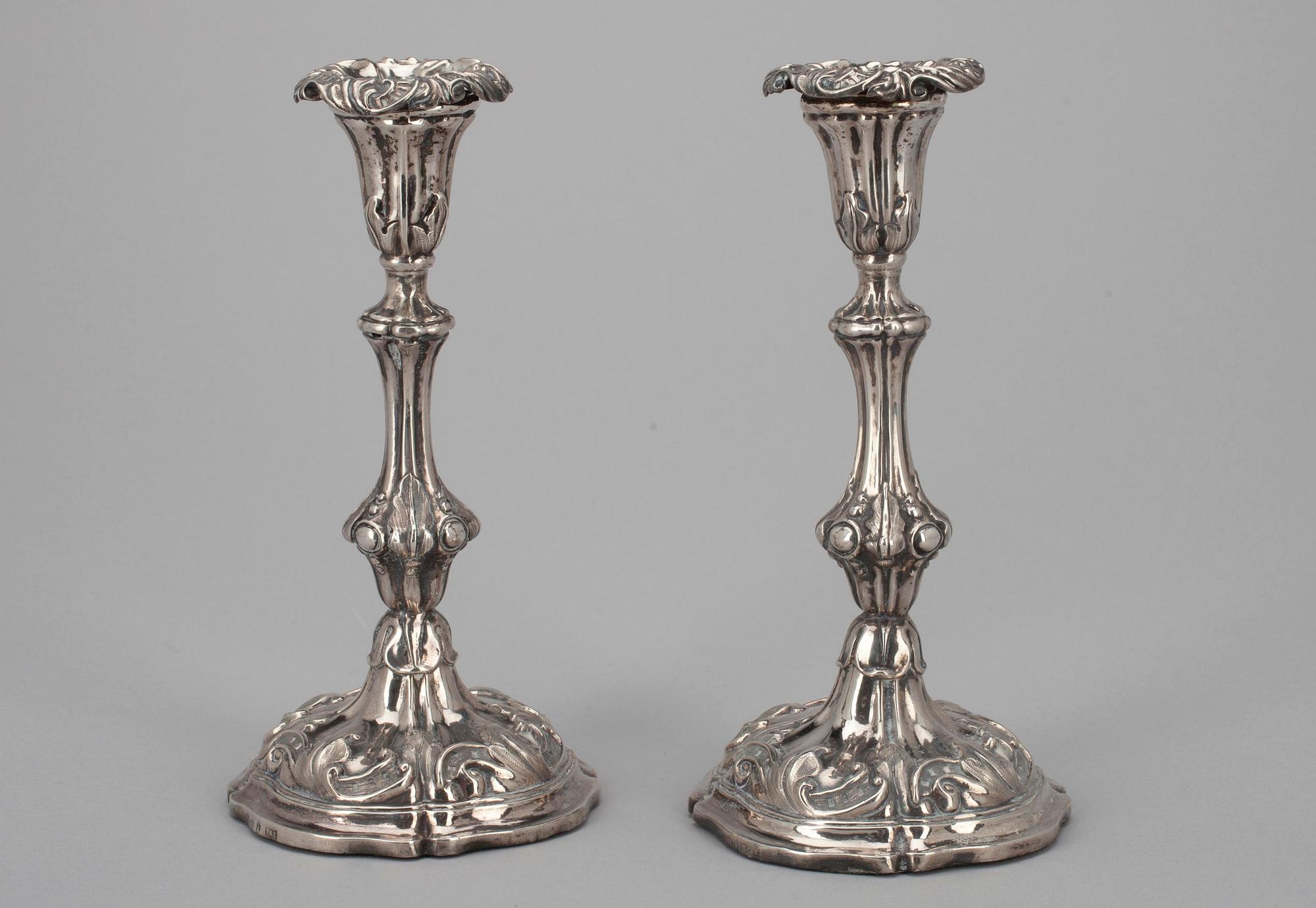 LJUSSTAKAR, ett par, silver, Per Adolf Ljunglöf, Stockholm 1851.