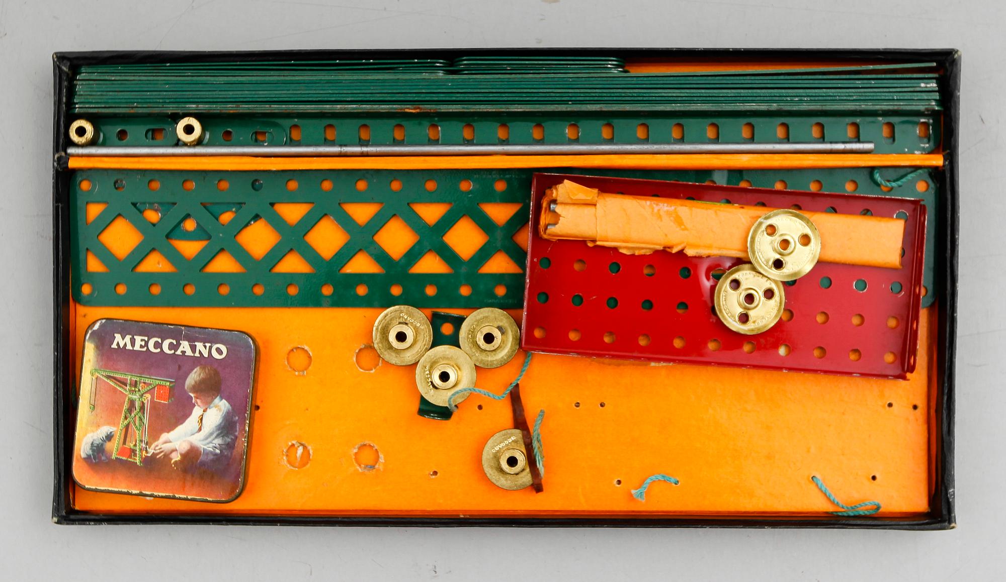METALLBYGGLÅDOR, 3 st, Meccano, England, 1900-talets första hälft.